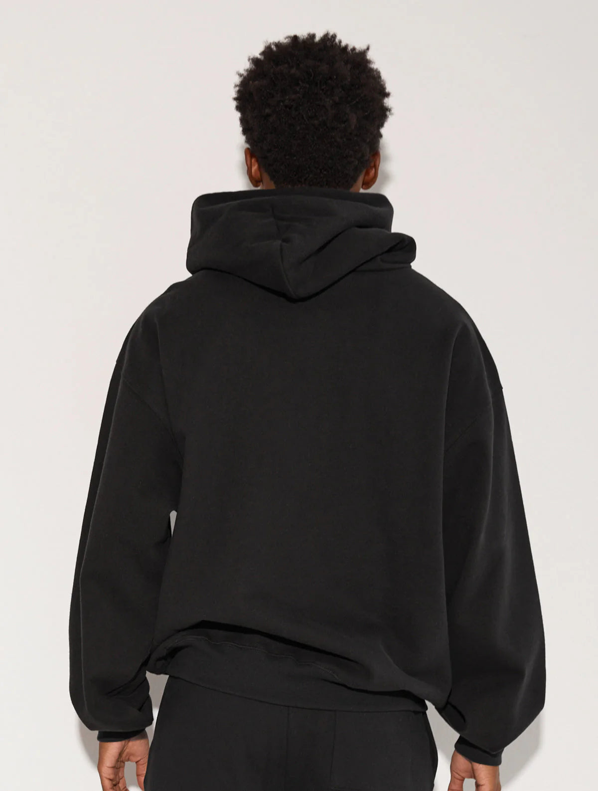 HEAVY FLEECE HOODED SIDEPOCKET SWEATSHIRT BLACK